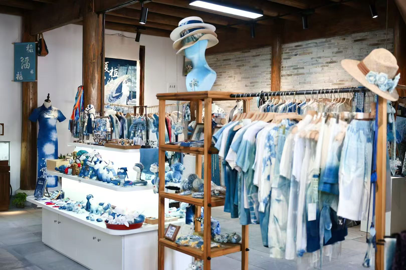 XIAZI botanical dyed textile studio display